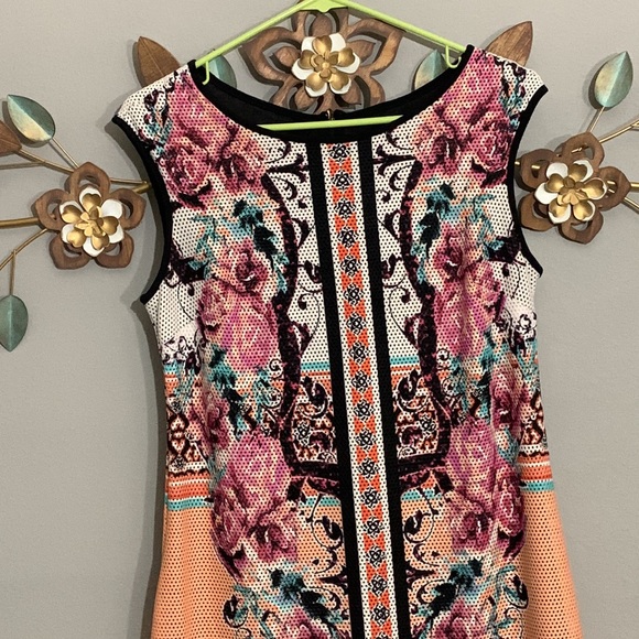 Beige by ECI Light Orange Rose Print Sleeveless Dress Size 6 - Picture 2 of 8